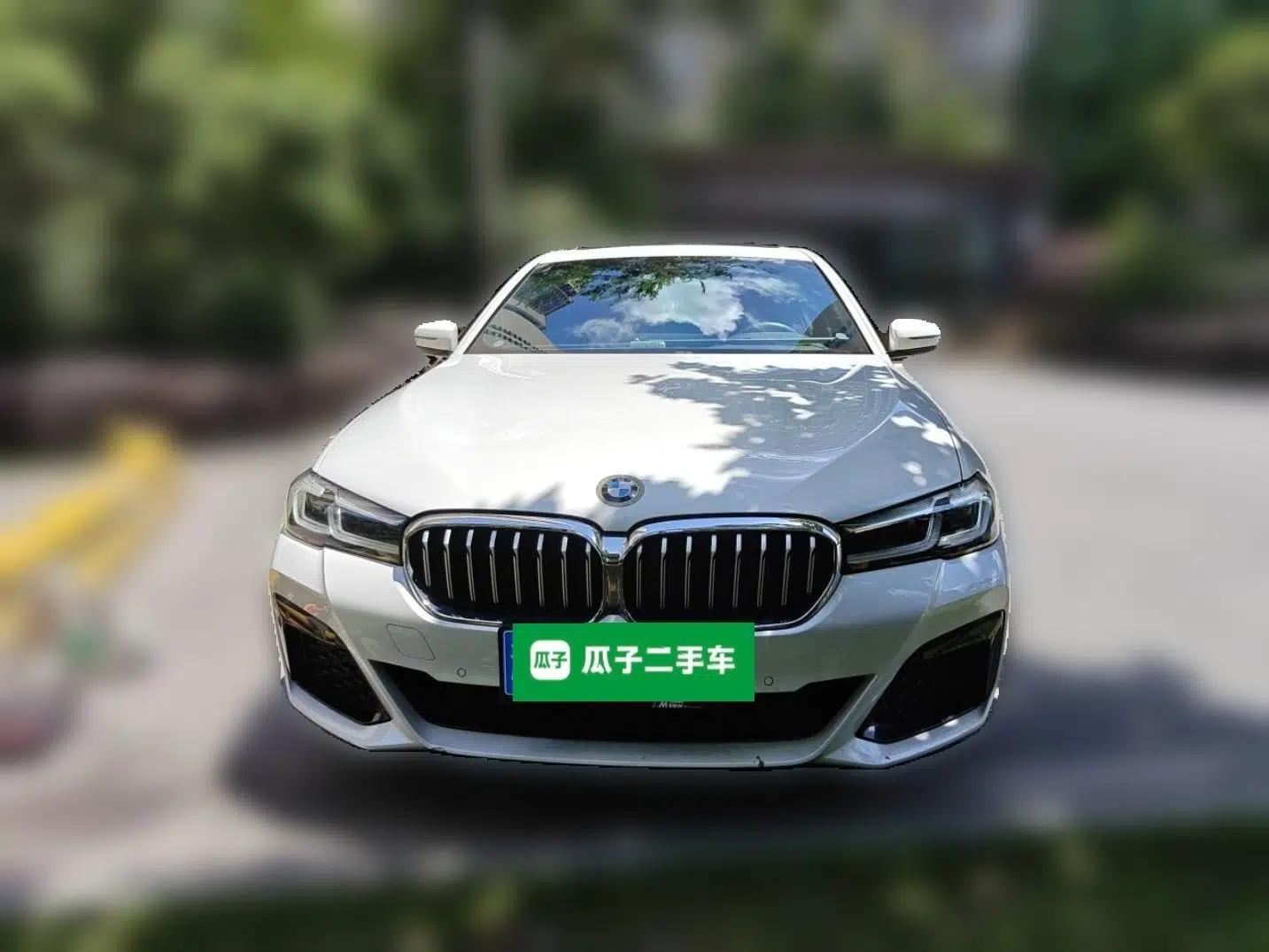 BMW 5 Series 2022 Restyled 525Li M Sport Package — миниатюра 2