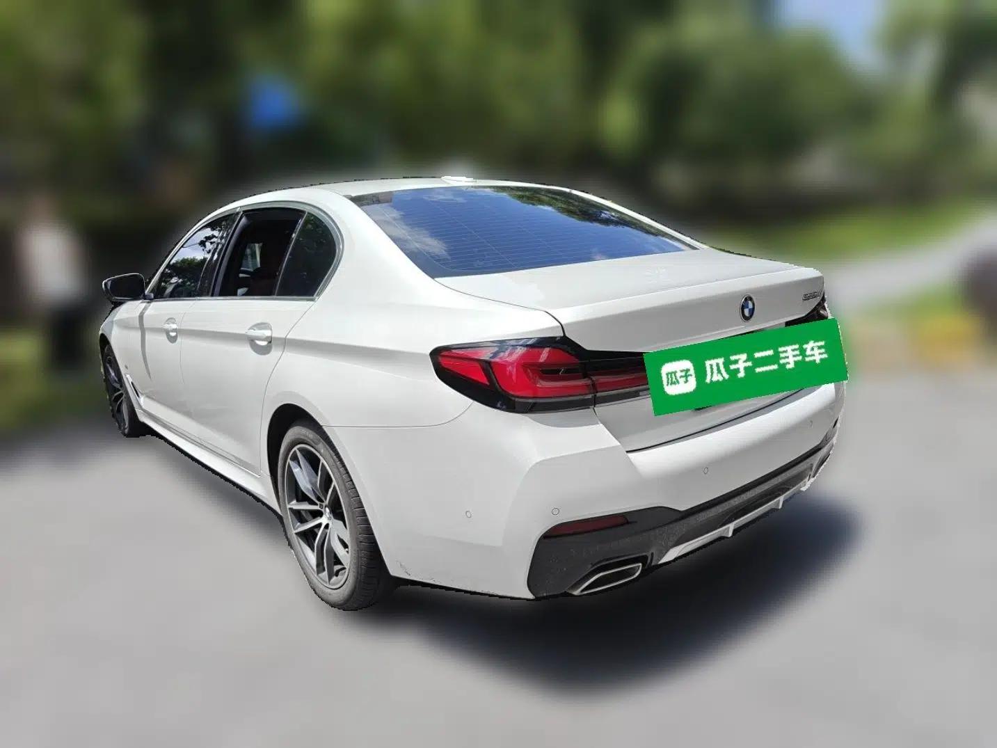 BMW 5 Series 2022 Restyled 525Li M Sport Package — миниатюра 4