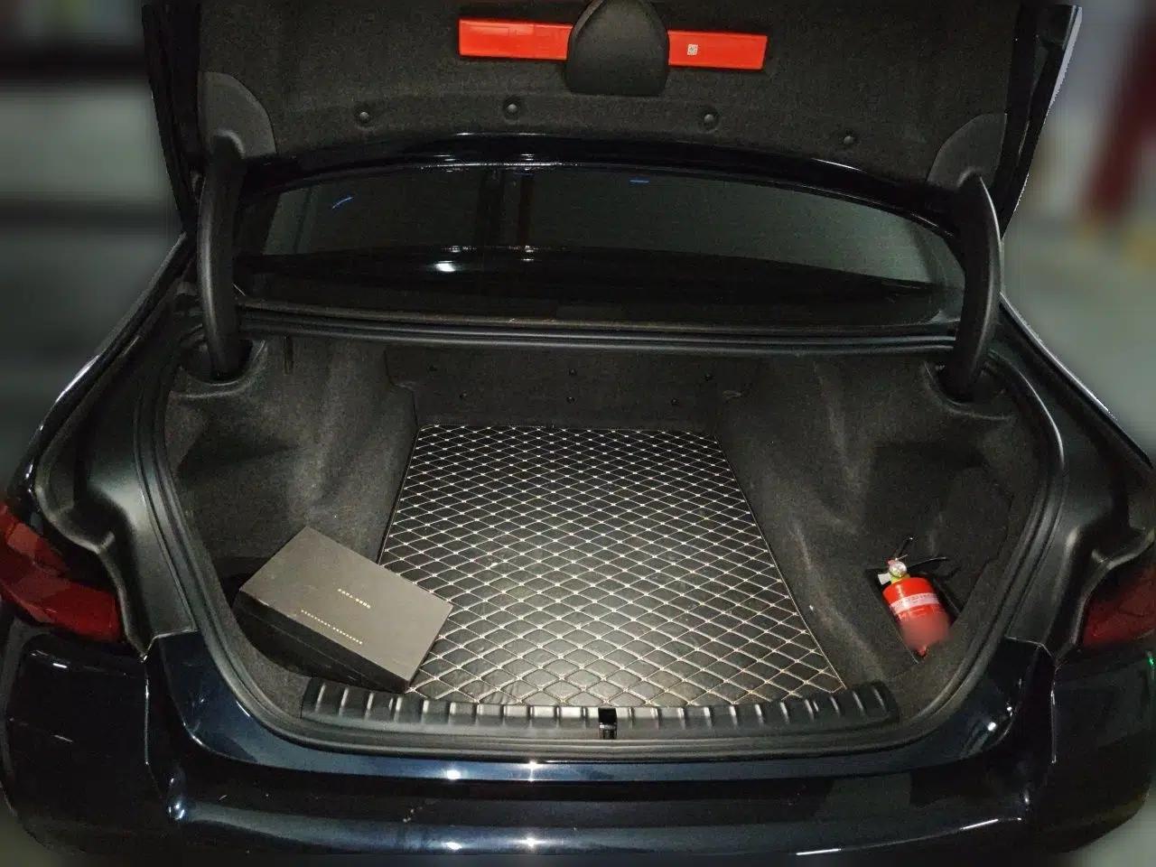 BMW 5 Series 2023 530Li Luxury Edition M Sport Package — миниатюра 19