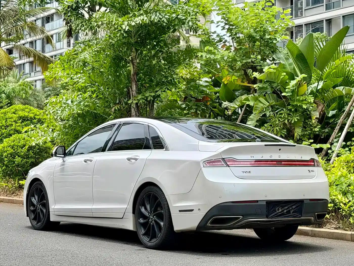 Lincoln MKZ 2020 2.0T Premium Edition — миниатюра 7