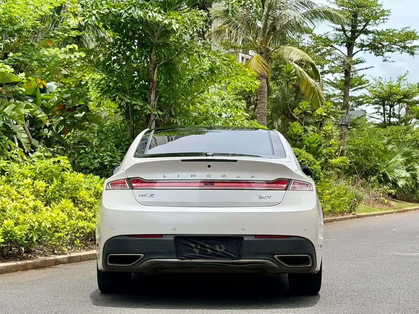 Lincoln MKZ 2020 2.0T Premium Edition — миниатюра 8