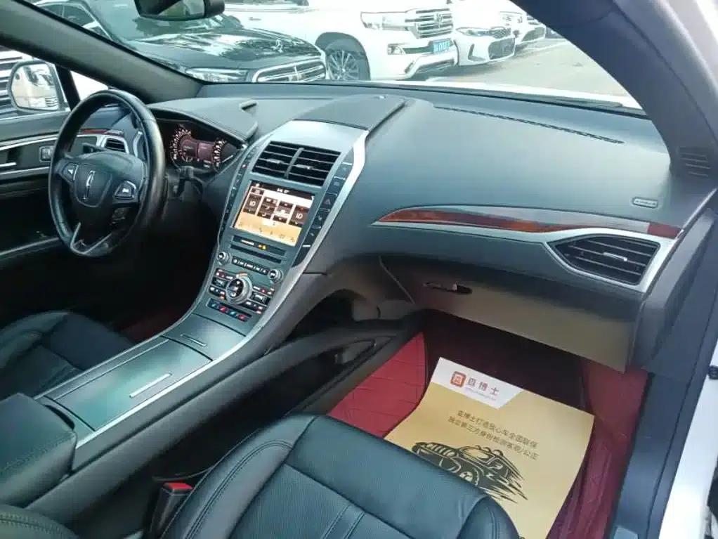 Lincoln MKZ 2018 2.0T Premium Edition — миниатюра 12