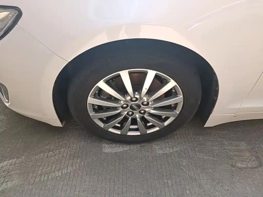 Lincoln MKZ 2017 2.0T Premium Edition — миниатюра 23