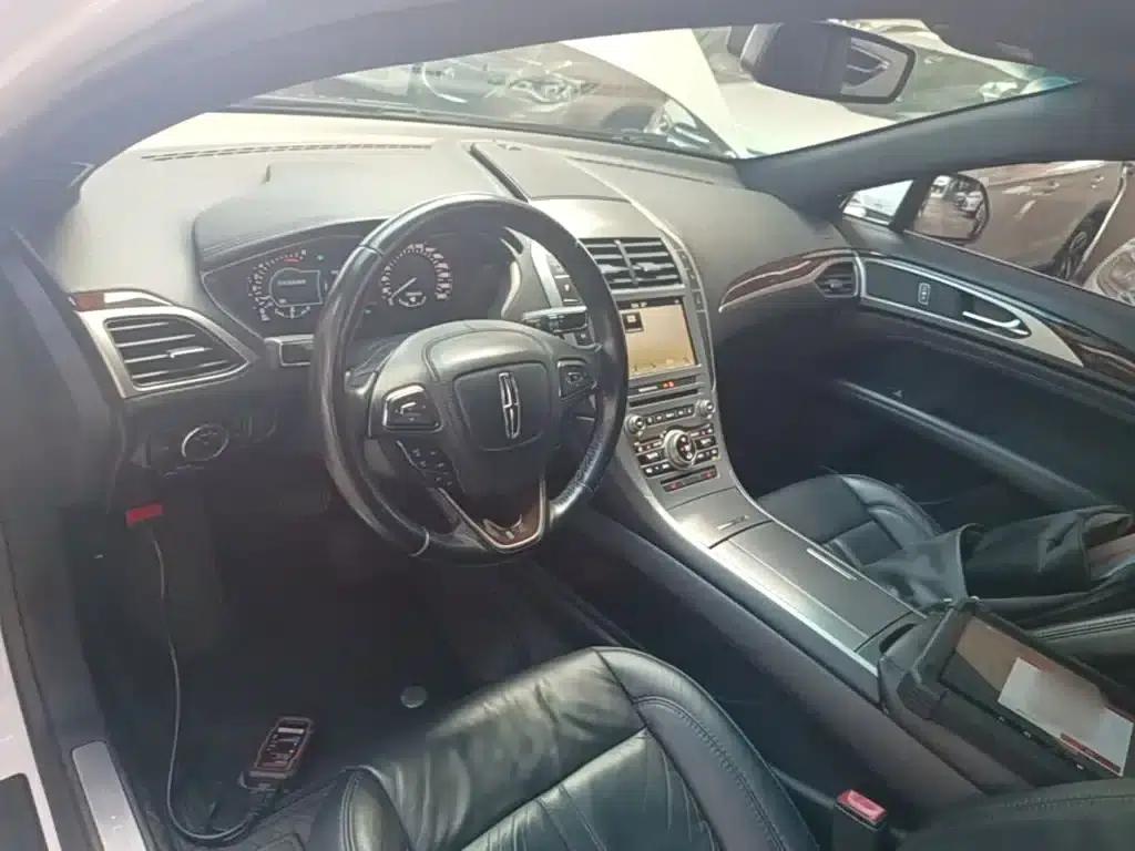 Lincoln MKZ 2017 2.0T Premium Edition — миниатюра 10