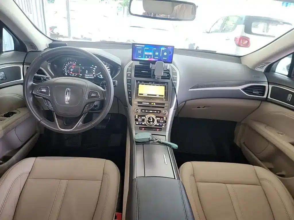 Lincoln MKZ 2018 2.0T Premium Edition — миниатюра 10