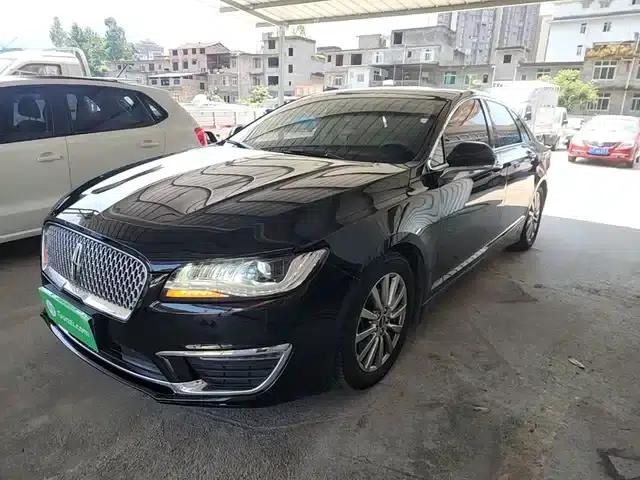 Lincoln MKZ 2018 2.0T Premium Edition
