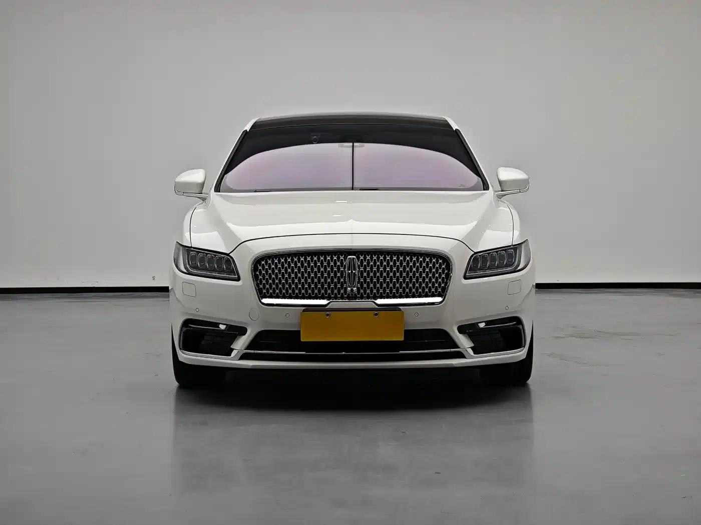 Lincoln Continental 2019 2.0T Two-Wheel Drive Reserve Edition (China VI Emission Standard) — миниатюра 2