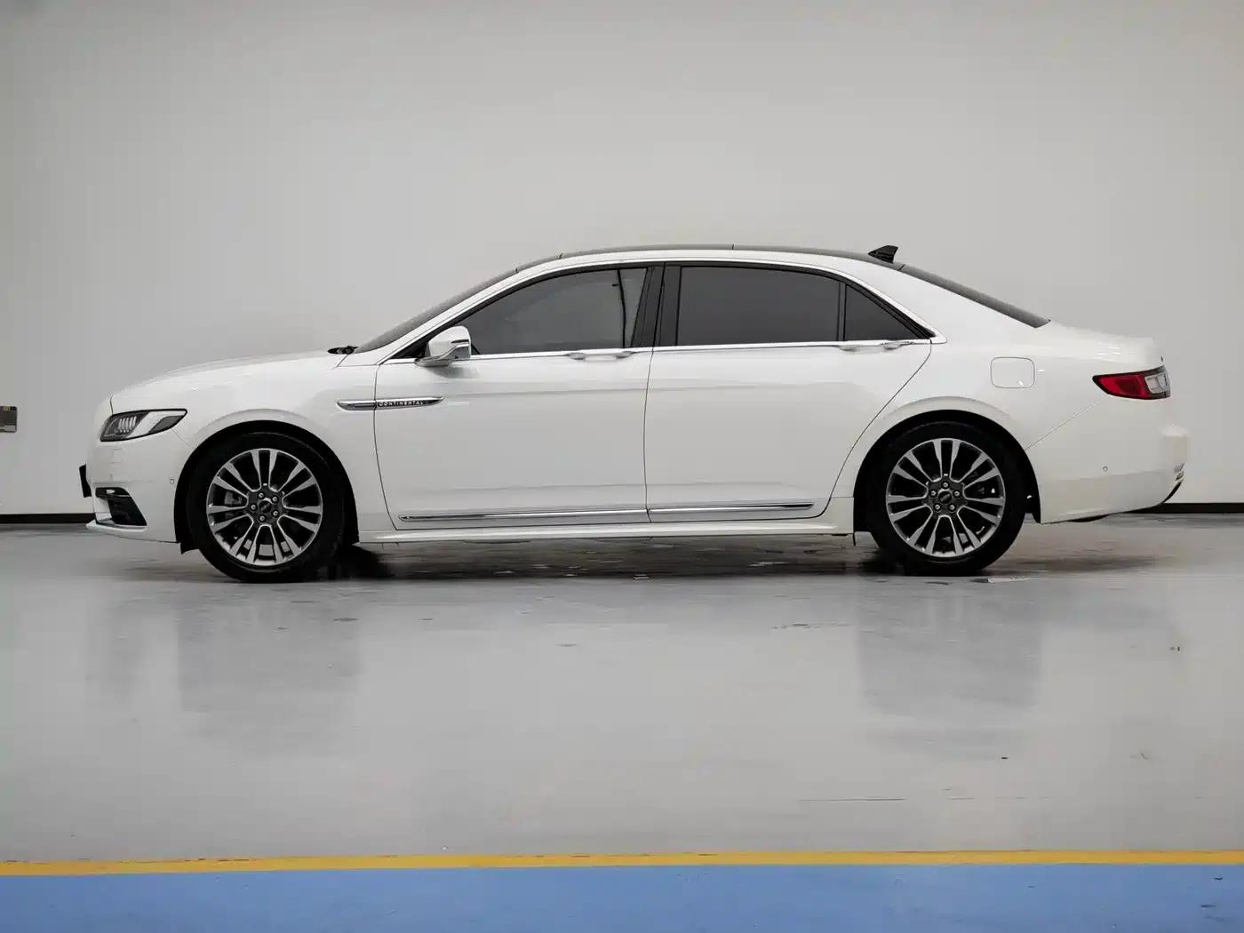 Lincoln Continental 2019 2.0T Two-Wheel Drive Reserve Edition (China VI Emission Standard) — миниатюра 15
