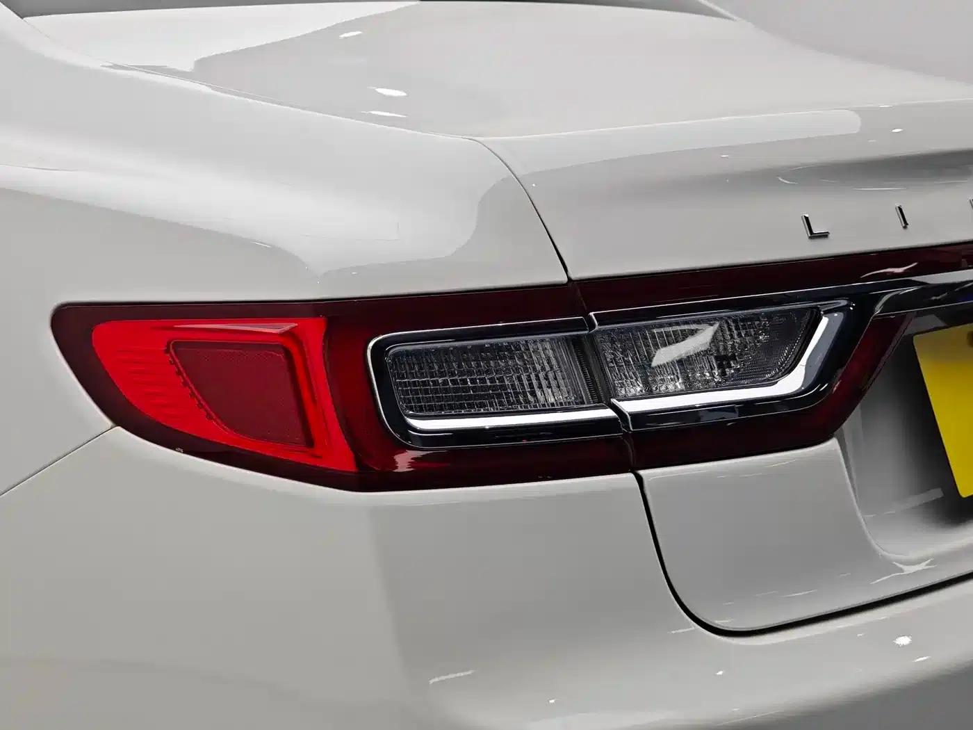 Lincoln Continental 2019 2.0T Two-Wheel Drive Reserve Edition (China VI Emission Standard) — миниатюра 20