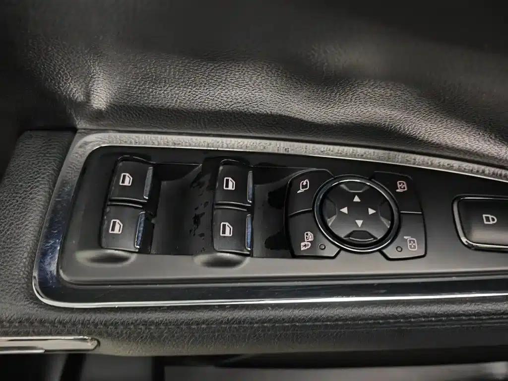 Lincoln Continental 2017 3.0T AWD Reserve — миниатюра 9