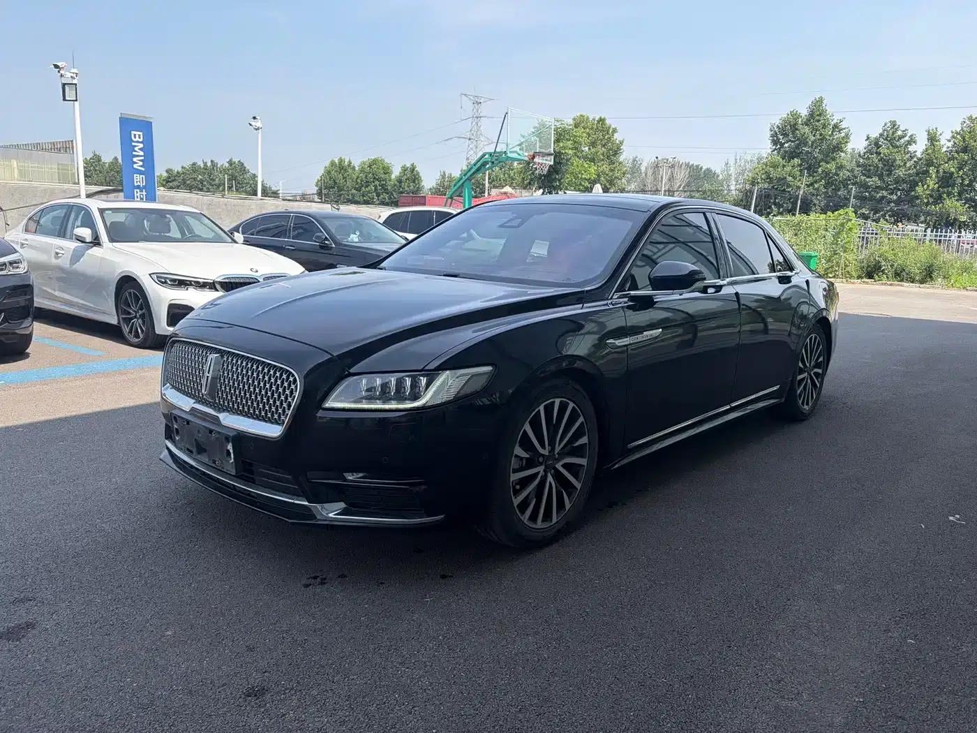 Lincoln Continental 2017 2.0T Two-Wheel Drive Premium Edition — миниатюра 2