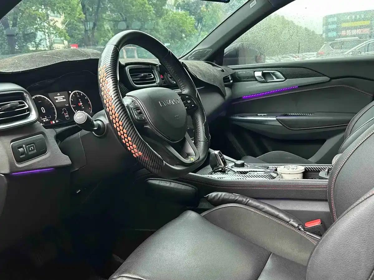 Lynk & Co 03 2019 1.5TD DCT Sport Edition (China VI Emission Standard) — миниатюра 5