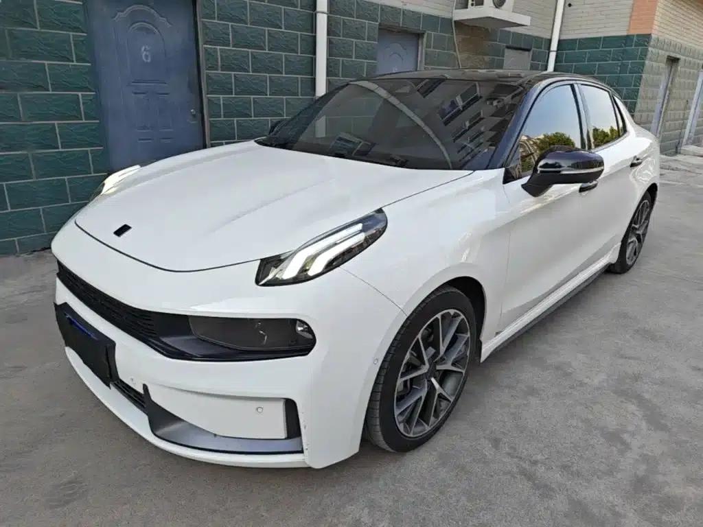 Lynk & Co 03 2022 2.0TD DCT Pro — миниатюра 2