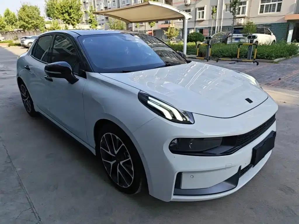 Lynk & Co 03 2022 2.0TD DCT Pro — миниатюра 4