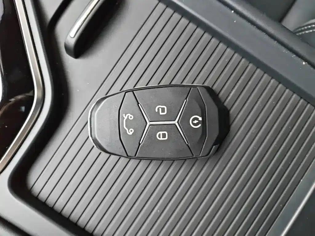 Lynk & Co 03 2022 2.0TD DCT Pro — миниатюра 9