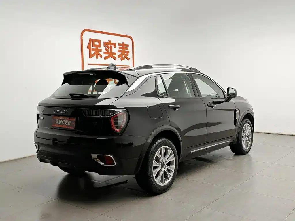 Lynk & Co 01 2017 2.0T Two-Wheel Drive — миниатюра 2