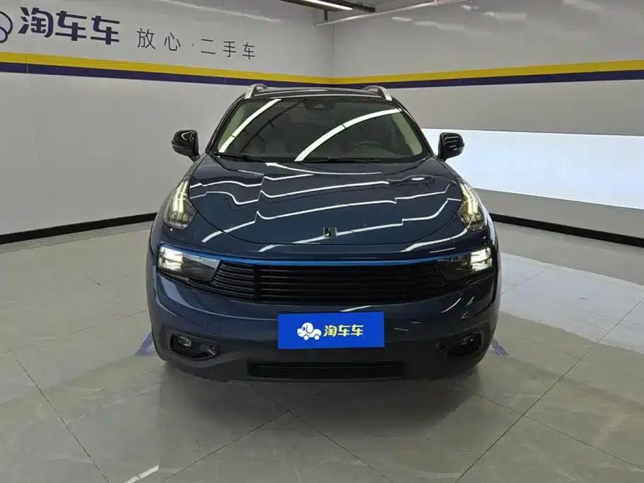 Lynk & Co 01 2017 2.0T 2WD Pro Edition — миниатюра 2