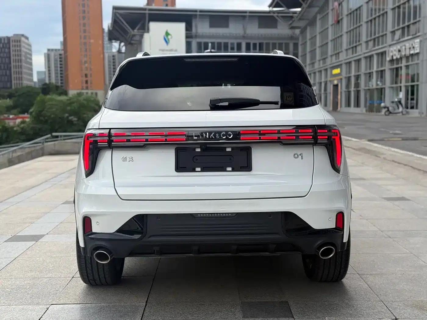 Lynk & Co 01 2025 2.0TD Two-Wheel Drive Refreshed Pro Edition — миниатюра 11