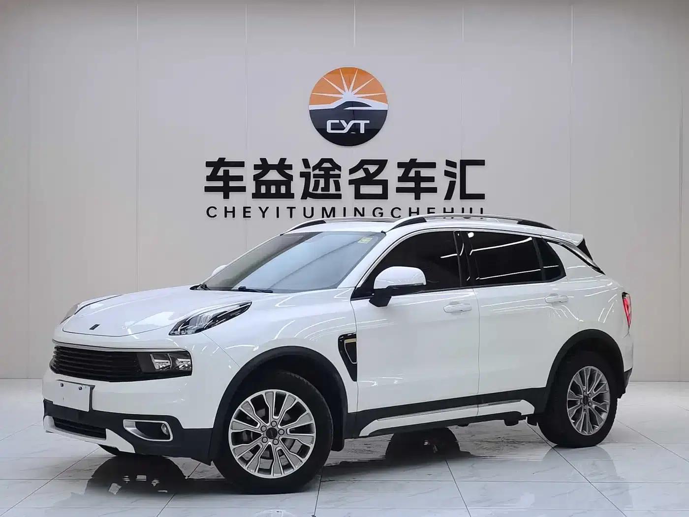 Lynk & Co 01 2017 2.0T Two-Wheel Drive — миниатюра 1