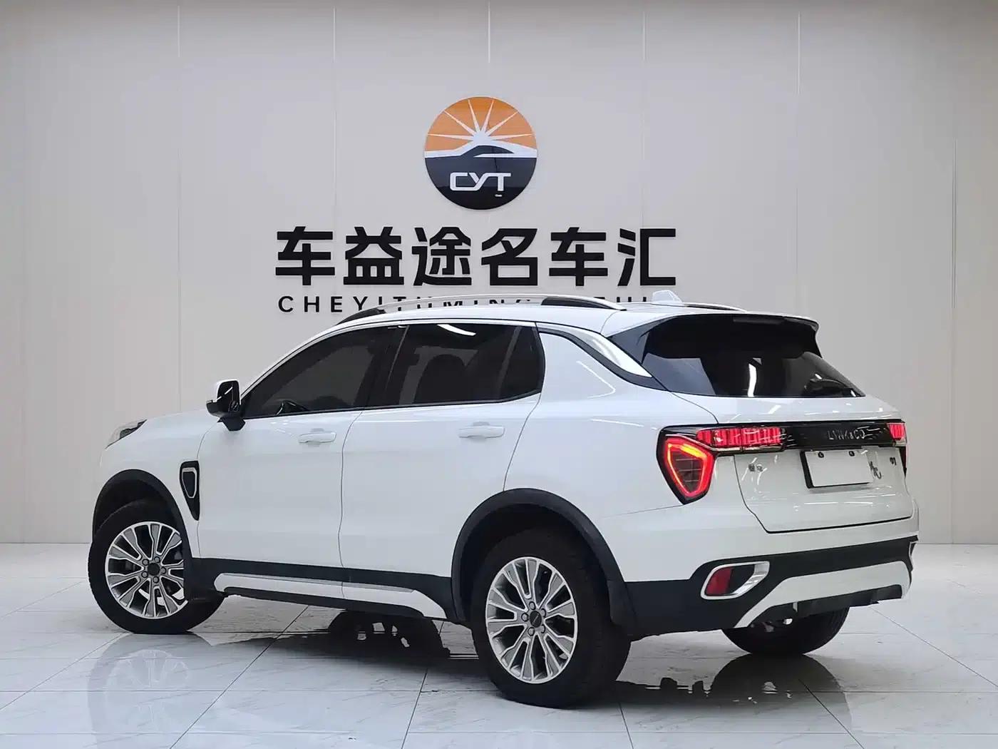 Lynk & Co 01 2017 2.0T Two-Wheel Drive — миниатюра 15