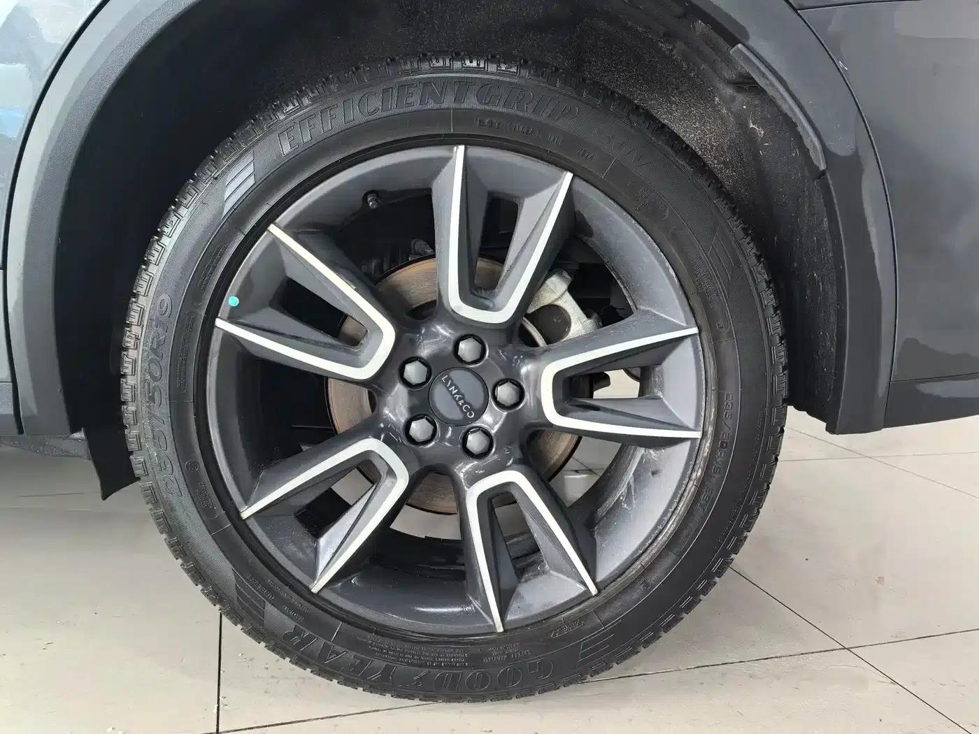 Lynk & Co 01 2024 2.0TD Two-Wheel Drive Global Pro — миниатюра 9