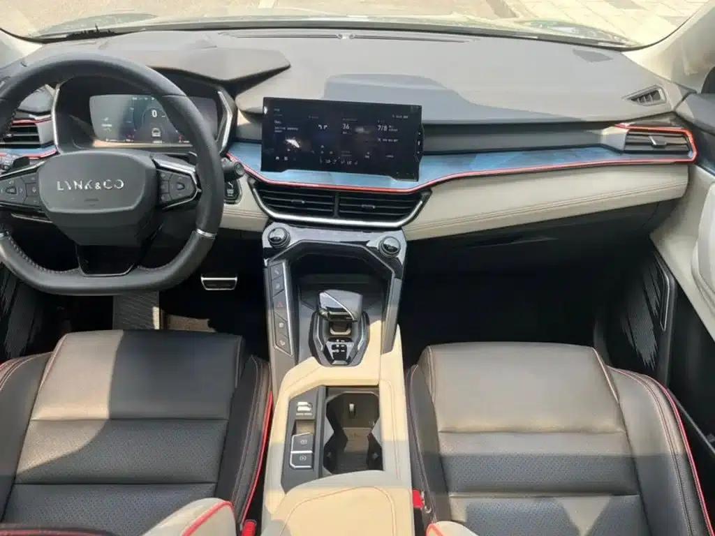Lynk & Co 06 2020 1.5T Halo — миниатюра 6