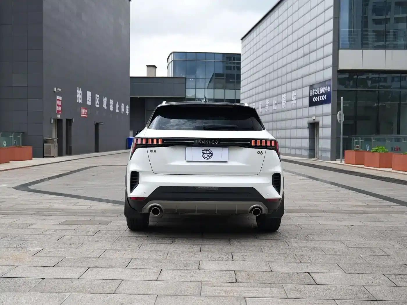 Lynk & Co 06 2023 Remix 1.5T Hero — миниатюра 18