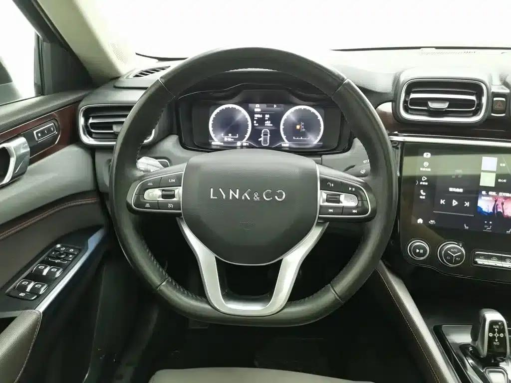 Lynk & Co 02 2019 High-Performance Edition 2.0T Automatic 2WD Pro Version (China VI Emission Standard) — миниатюра 11
