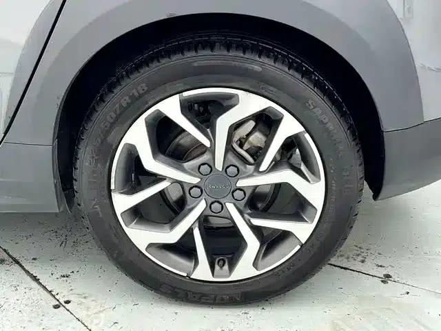 Lynk & Co 02 2018 1.5T DCT 2WD Premium Edition (National V Emission Standard) — миниатюра 11