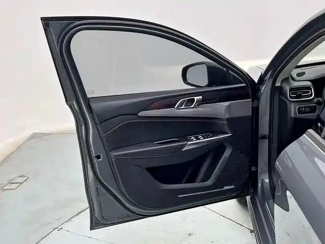 Lynk & Co 02 2018 1.5T DCT 2WD Premium Edition (National V Emission Standard) — миниатюра 21