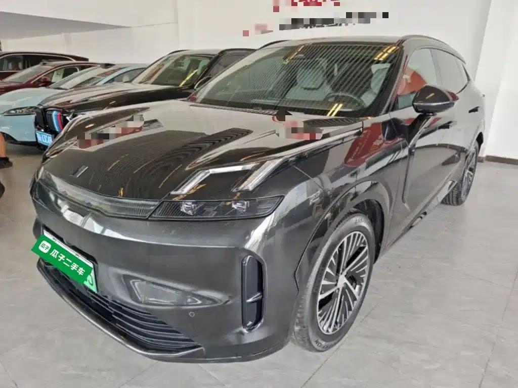 Lynk & Co 08 EM-P 2023 Model, 120km Long Range Pro — миниатюра 1
