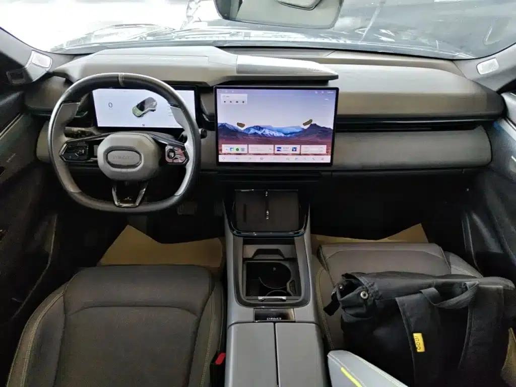 Lynk & Co 08 EM-P 2023 Model, 120km Long Range Pro — миниатюра 10