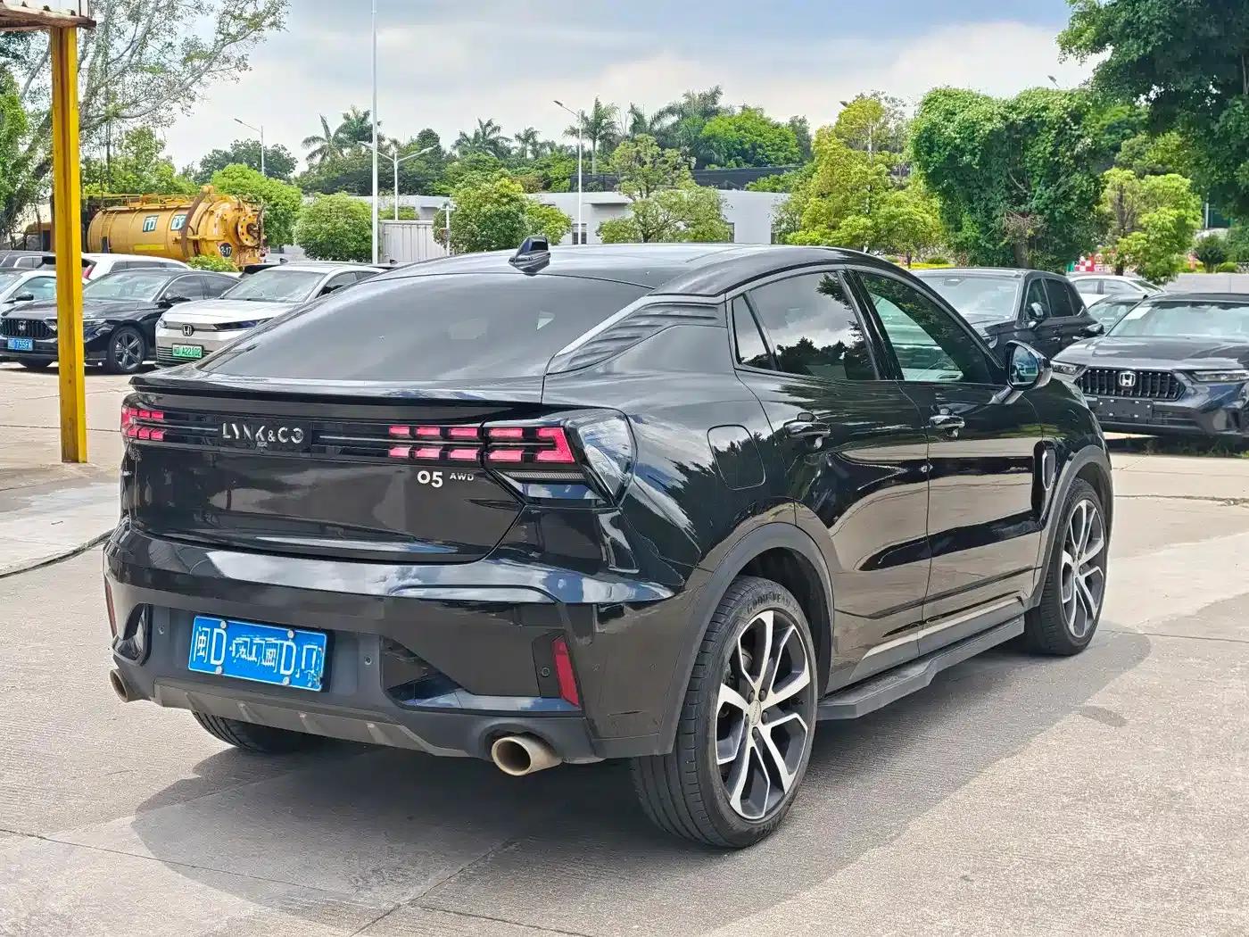 Lynk & Co 05 2022 2.0TD AWD Halo — миниатюра 4