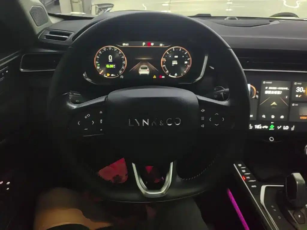 Lynk & Co 05 2020 2.0TD Two-Wheel Drive Halo — миниатюра 11