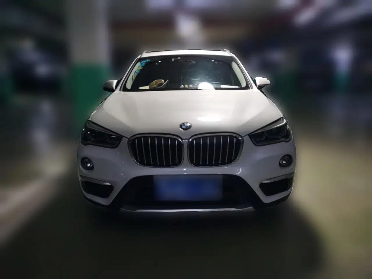BMW X1 2018 sDrive18Li Luxury Model — миниатюра 2