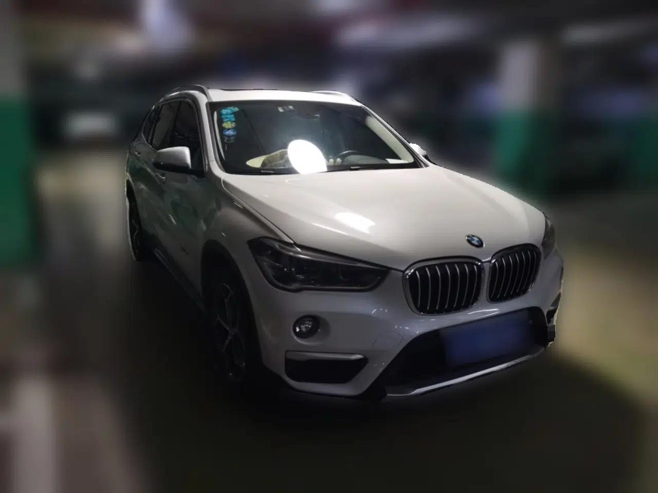BMW X1 2018 sDrive18Li Luxury Model — миниатюра 3