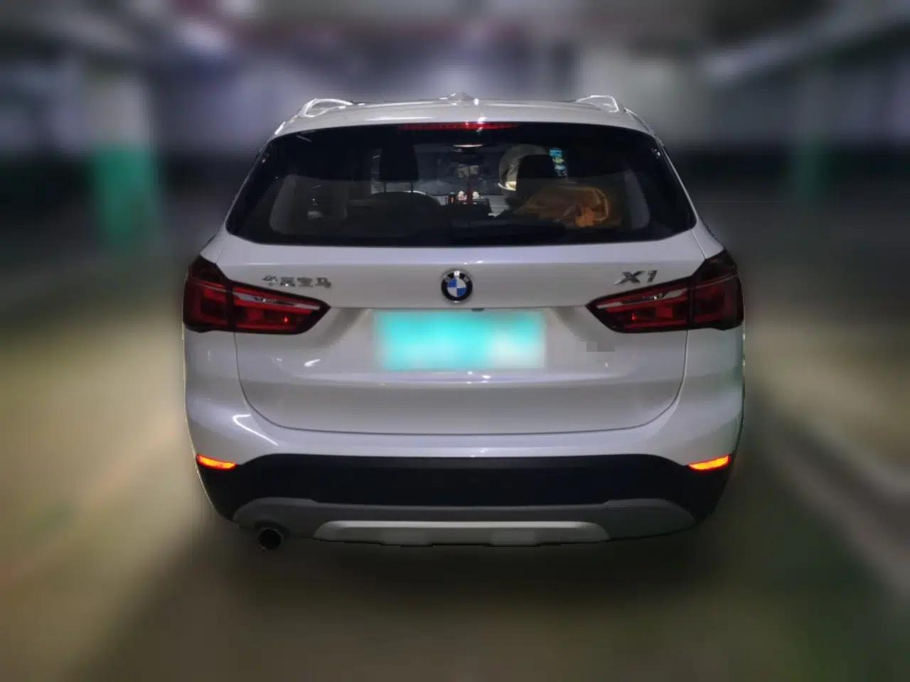 BMW X1 2018 sDrive18Li Luxury Model — миниатюра 5