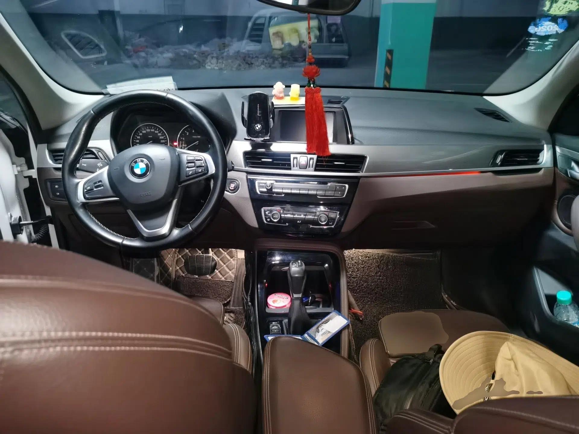 BMW X1 2018 sDrive18Li Luxury Model — миниатюра 9