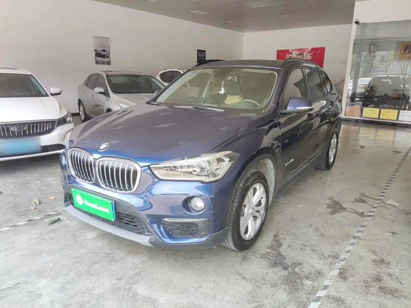 BMW X1 2016 sDrive18Li Premium Edition — миниатюра 1