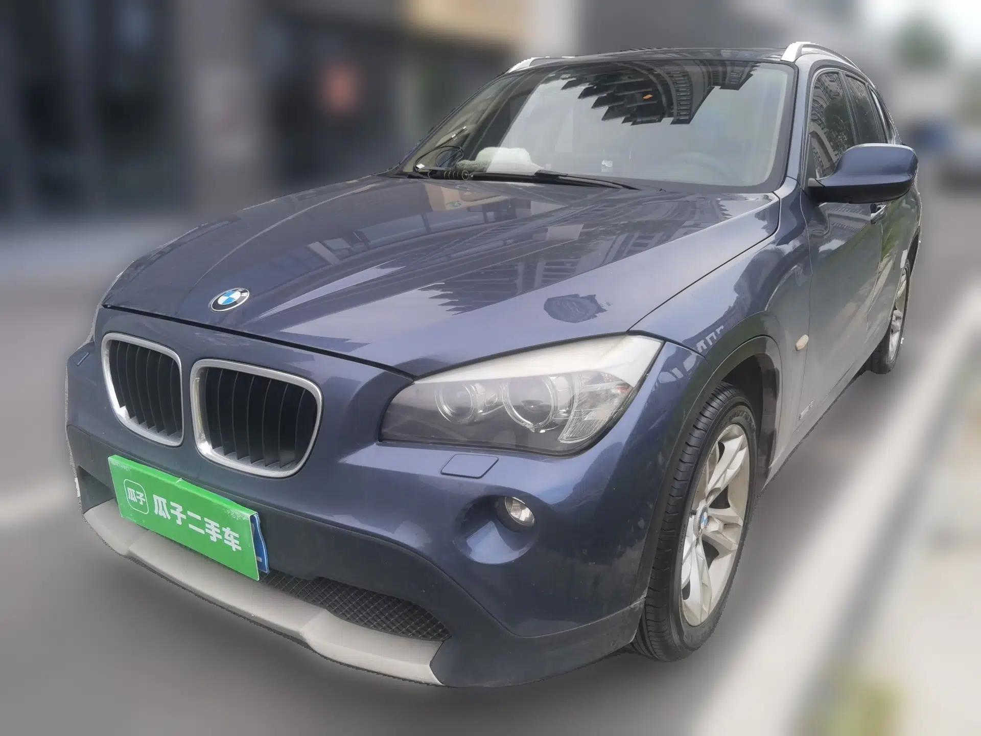 BMW X1 2012 sDrive18i Luxury Edition — миниатюра 1