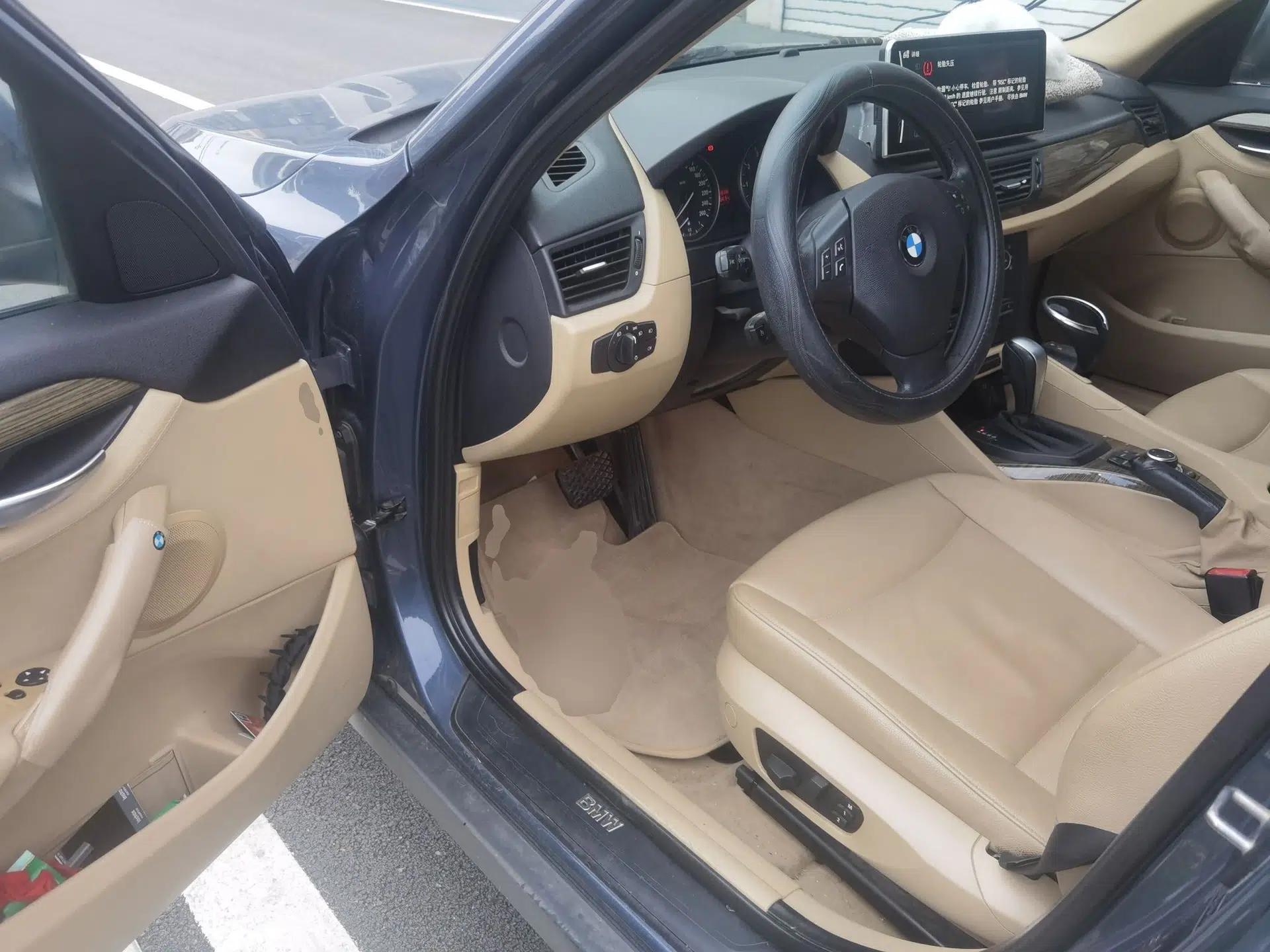 BMW X1 2012 sDrive18i Luxury Edition — миниатюра 16