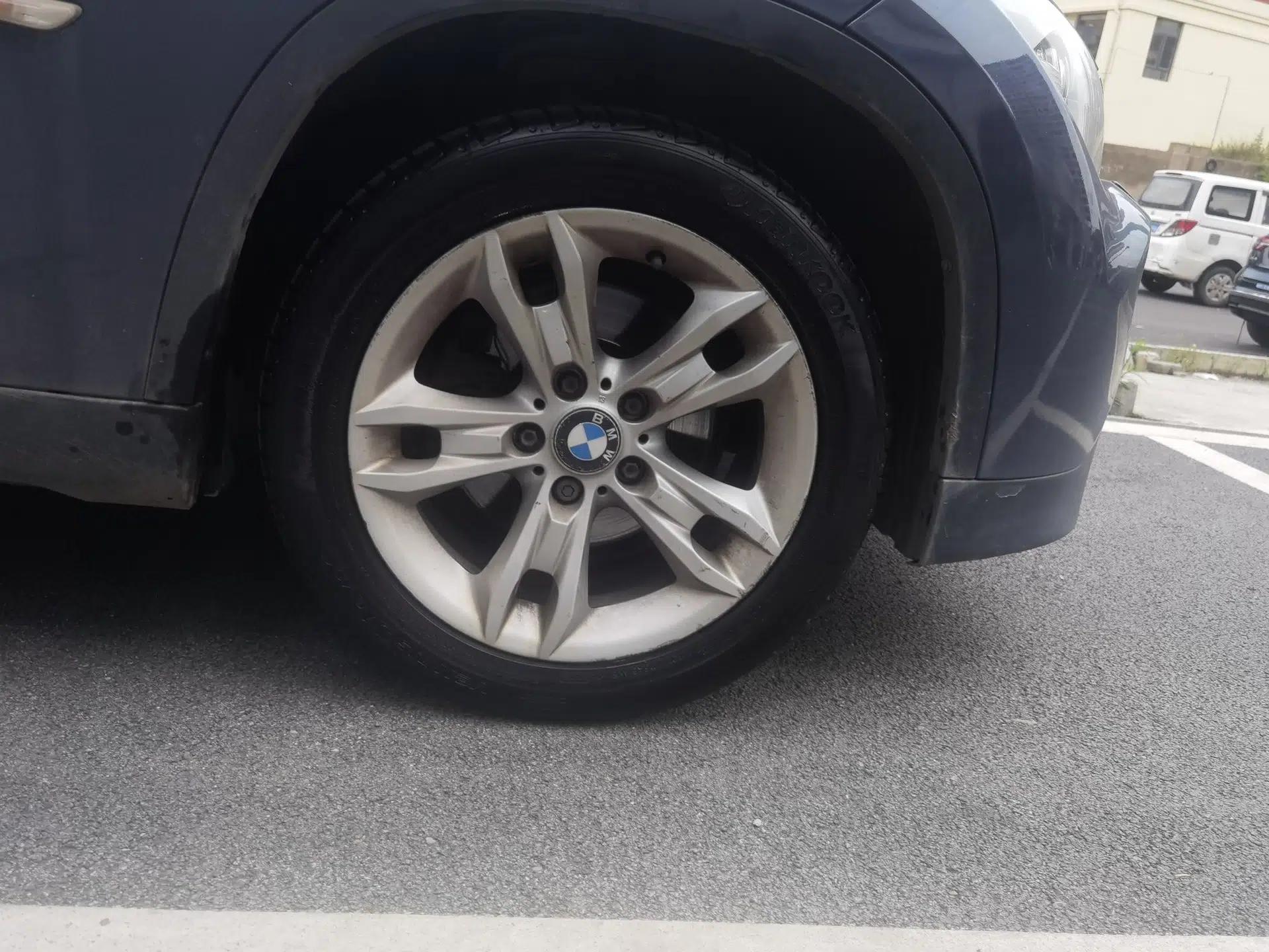 BMW X1 2012 sDrive18i Luxury Edition — миниатюра 8