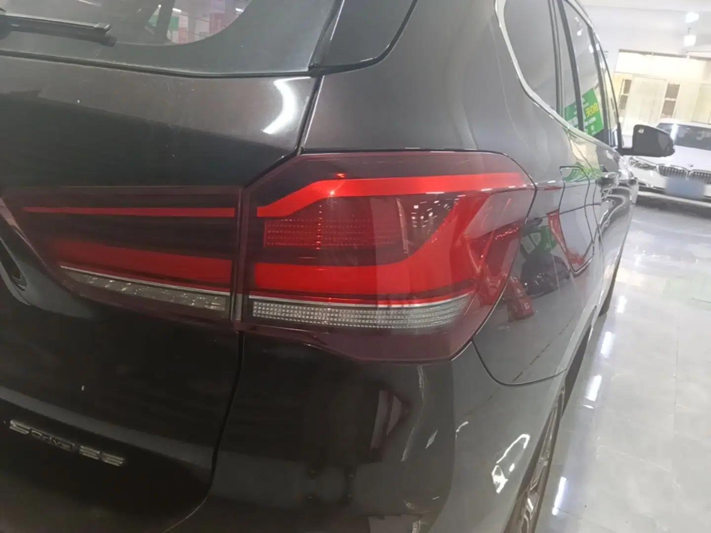 BMW X1 2020 sDrive25Li Leading Model — миниатюра 9