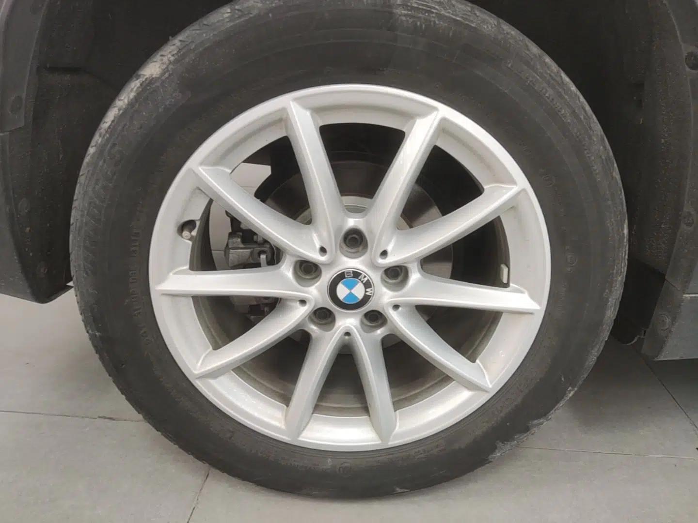 BMW X1 2019 sDrive18Li Fashion Model — миниатюра 11