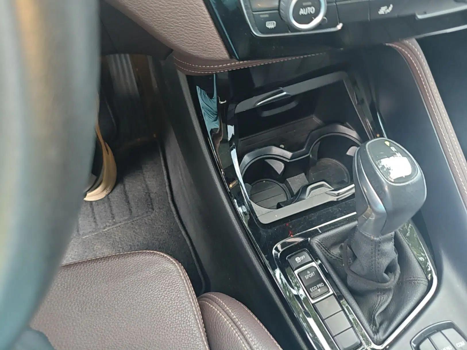 BMW X1 2018 sDrive18Li Luxury Model — миниатюра 16