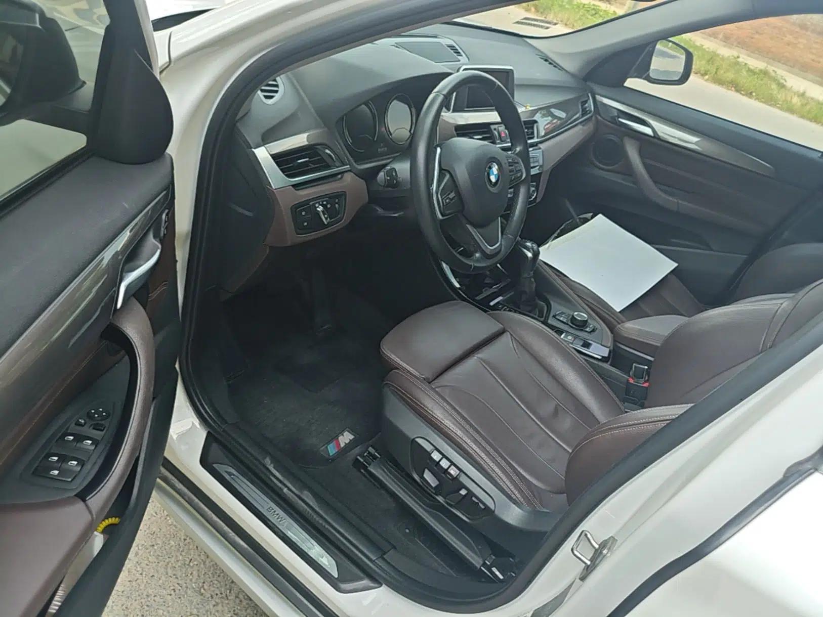 BMW X1 2018 sDrive18Li Luxury Model — миниатюра 18