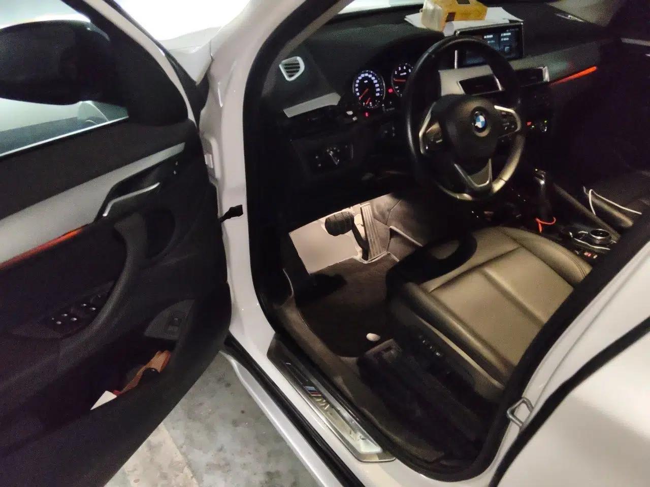 BMW X1 2019 sDrive20Li Leading Model — миниатюра 16