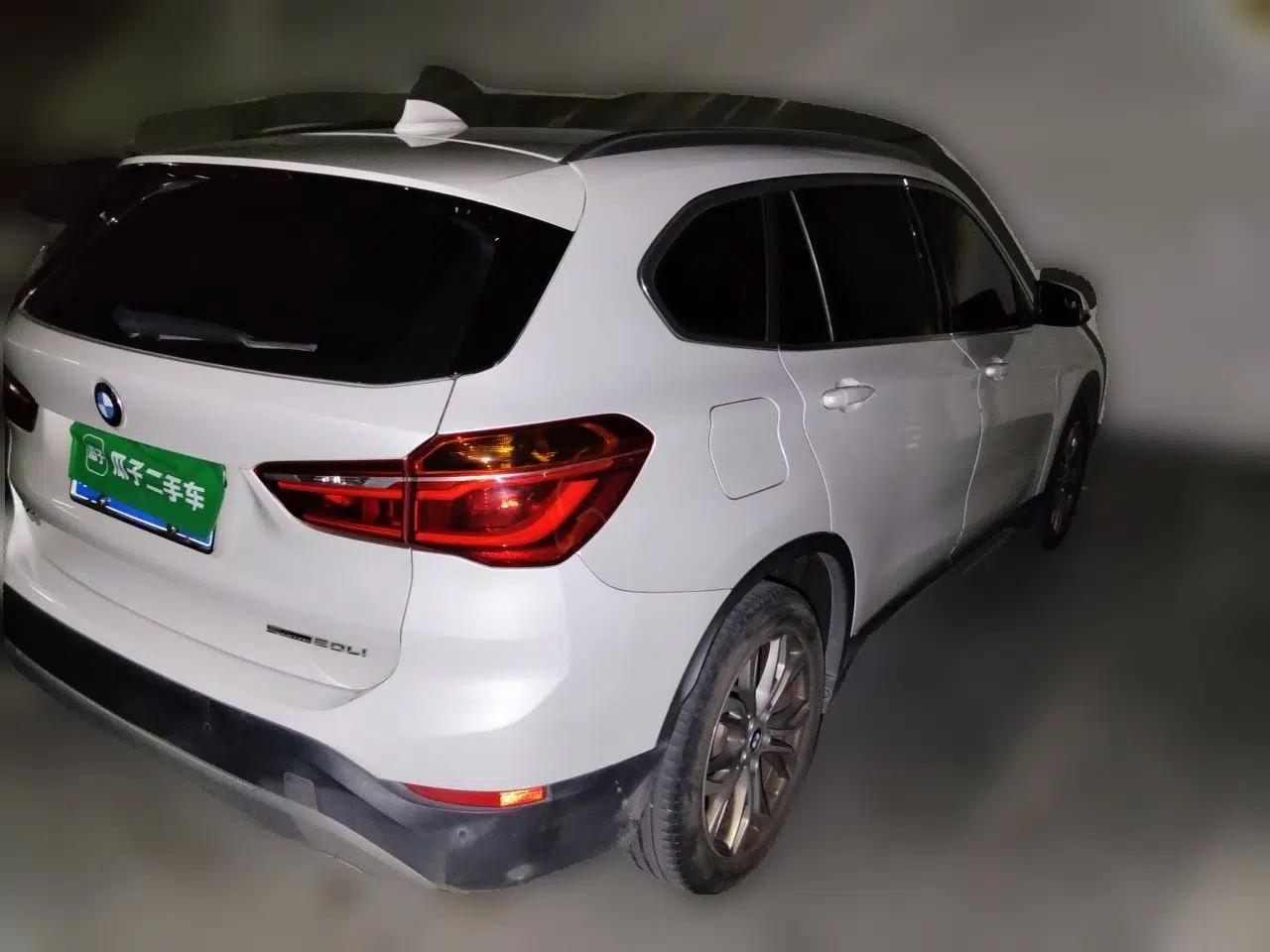 BMW X1 2019 sDrive20Li Leading Model — миниатюра 6