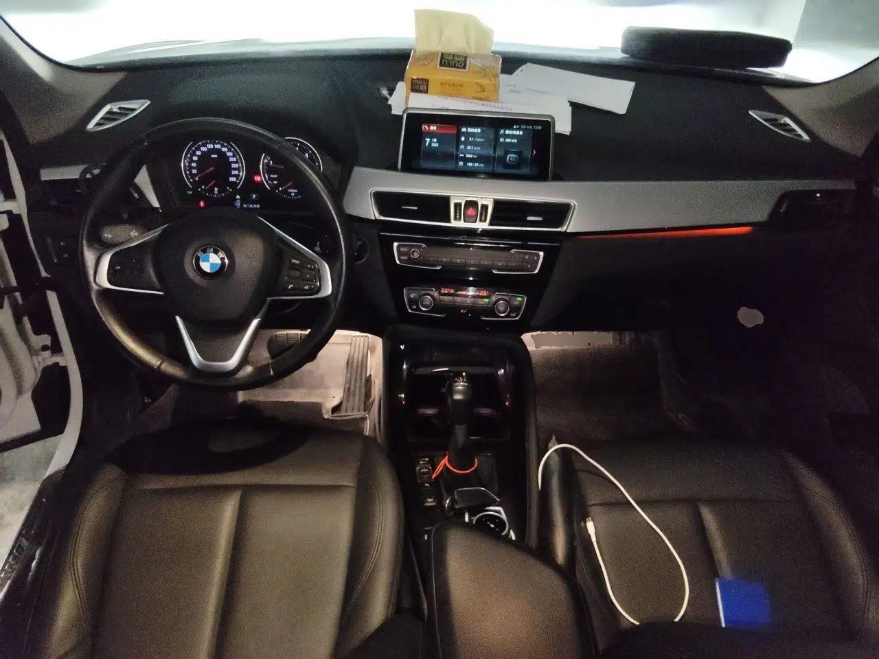 BMW X1 2019 sDrive20Li Leading Model — миниатюра 9