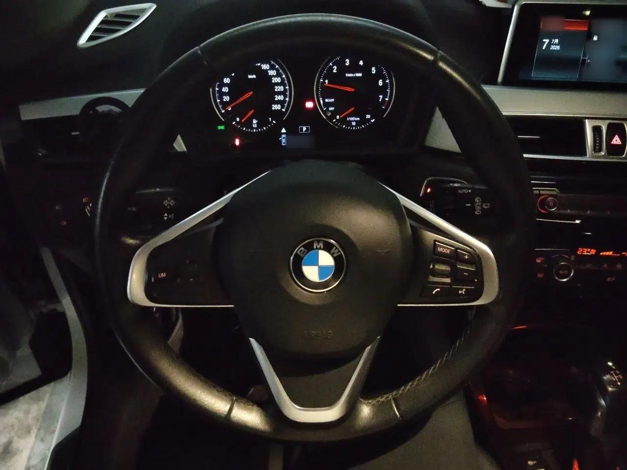 BMW X1 2019 sDrive20Li Leading Model — миниатюра 10